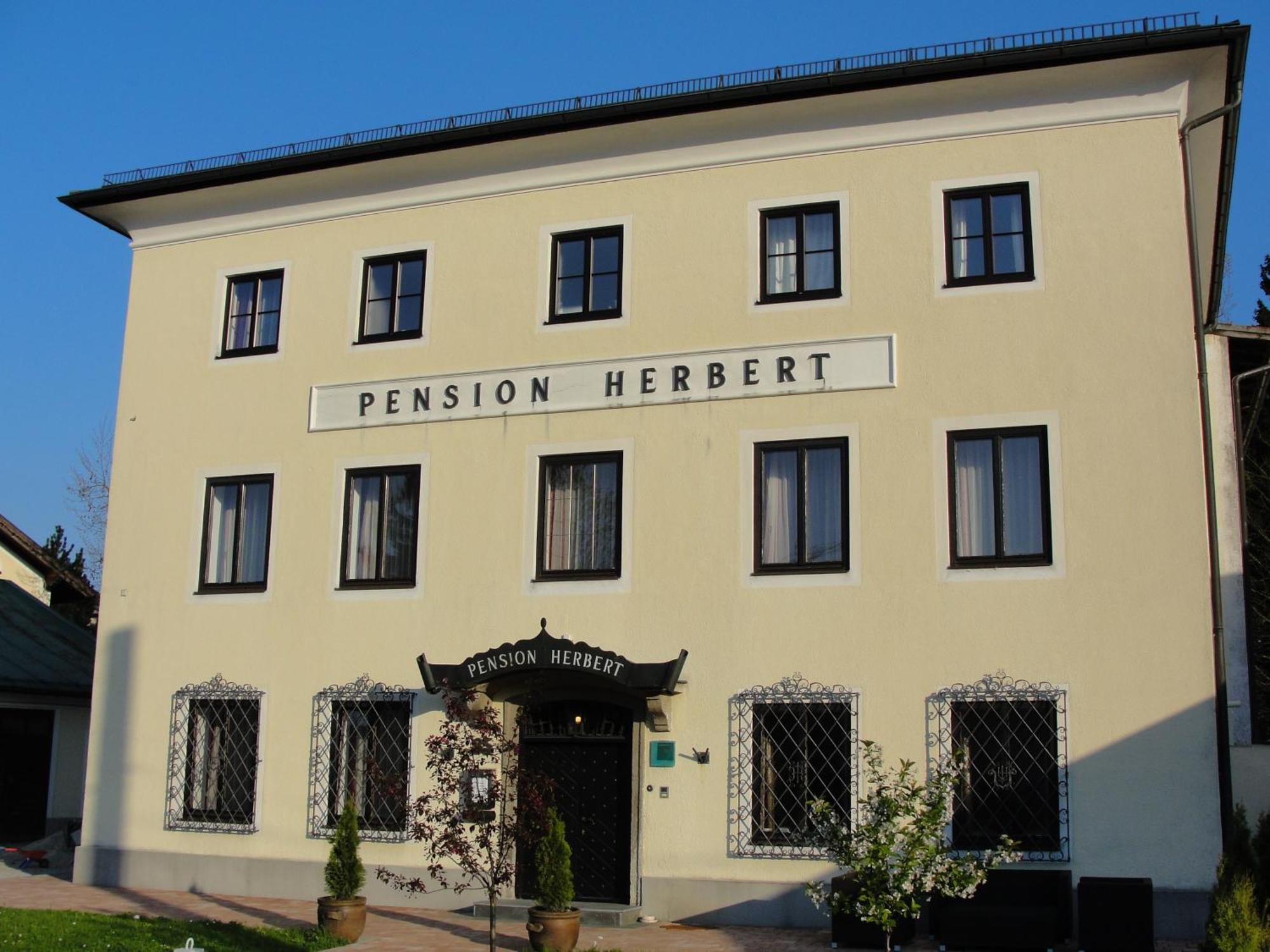 Hotel Pension Herbert Salzburgo Exterior foto
